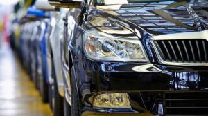Продажи новых легковых авто в Украине продолжают снижаться