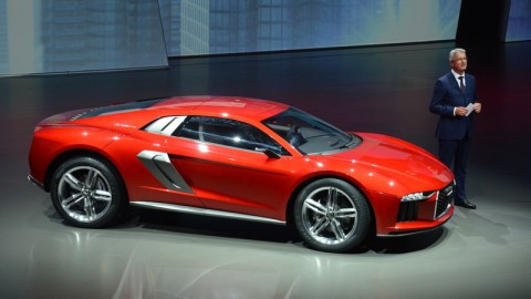 Audi планирует выпустить концептуальные спорткары на дороги