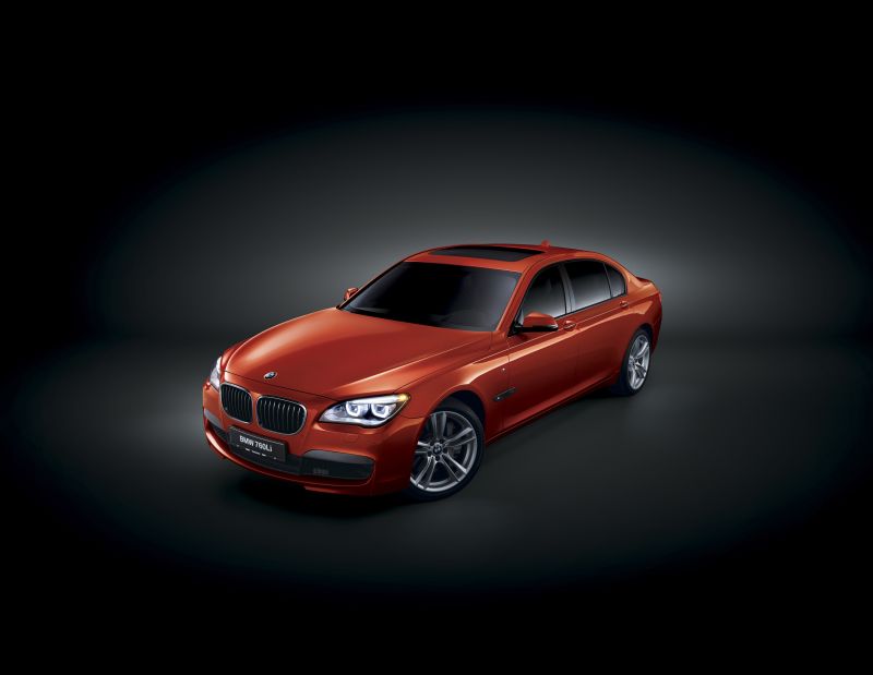 BMW выпустит на рынок Саудовской Аравии специальную модель 760Li Bi-turbo M Edition