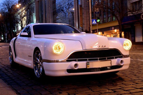 Киевлянин сделал роскошную Победу в духе Bugatti