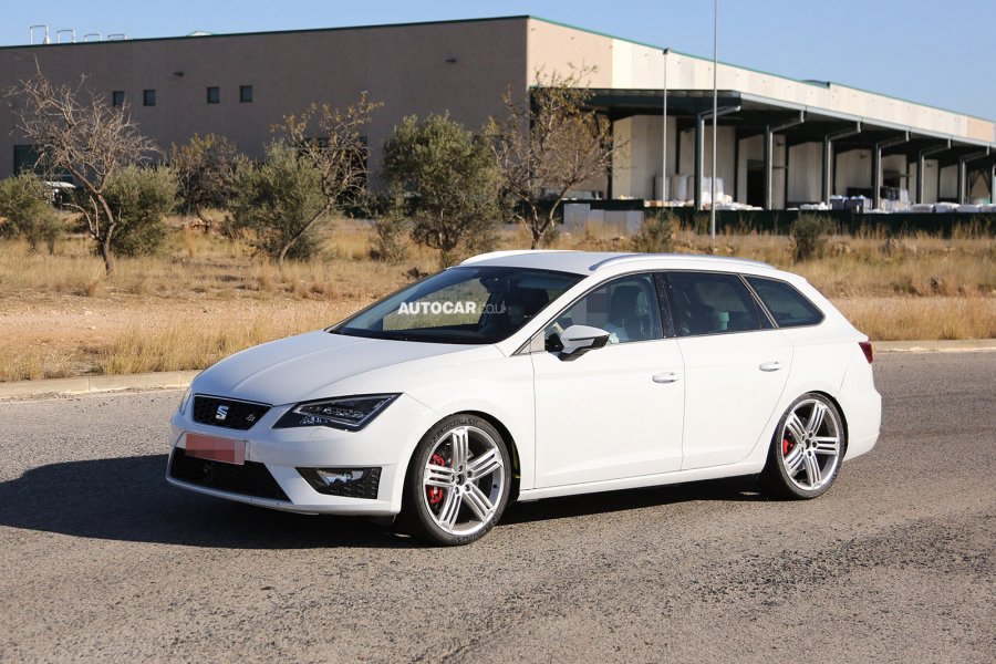 Универсал Seat Leon Cupra заметили на тестах