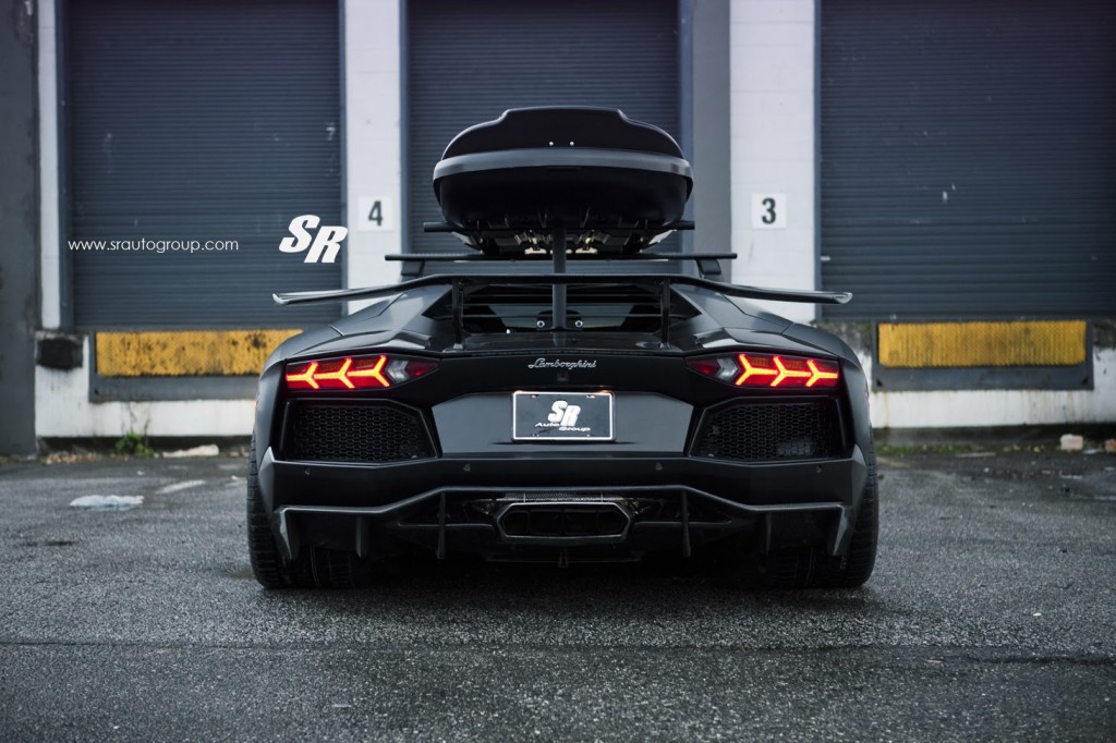 Канадское автоателье SR Auto Group подготовило суперкар Lamborghini Aventador к зиме