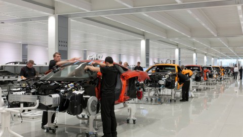 McLaren заинтриговала новым суперкаром