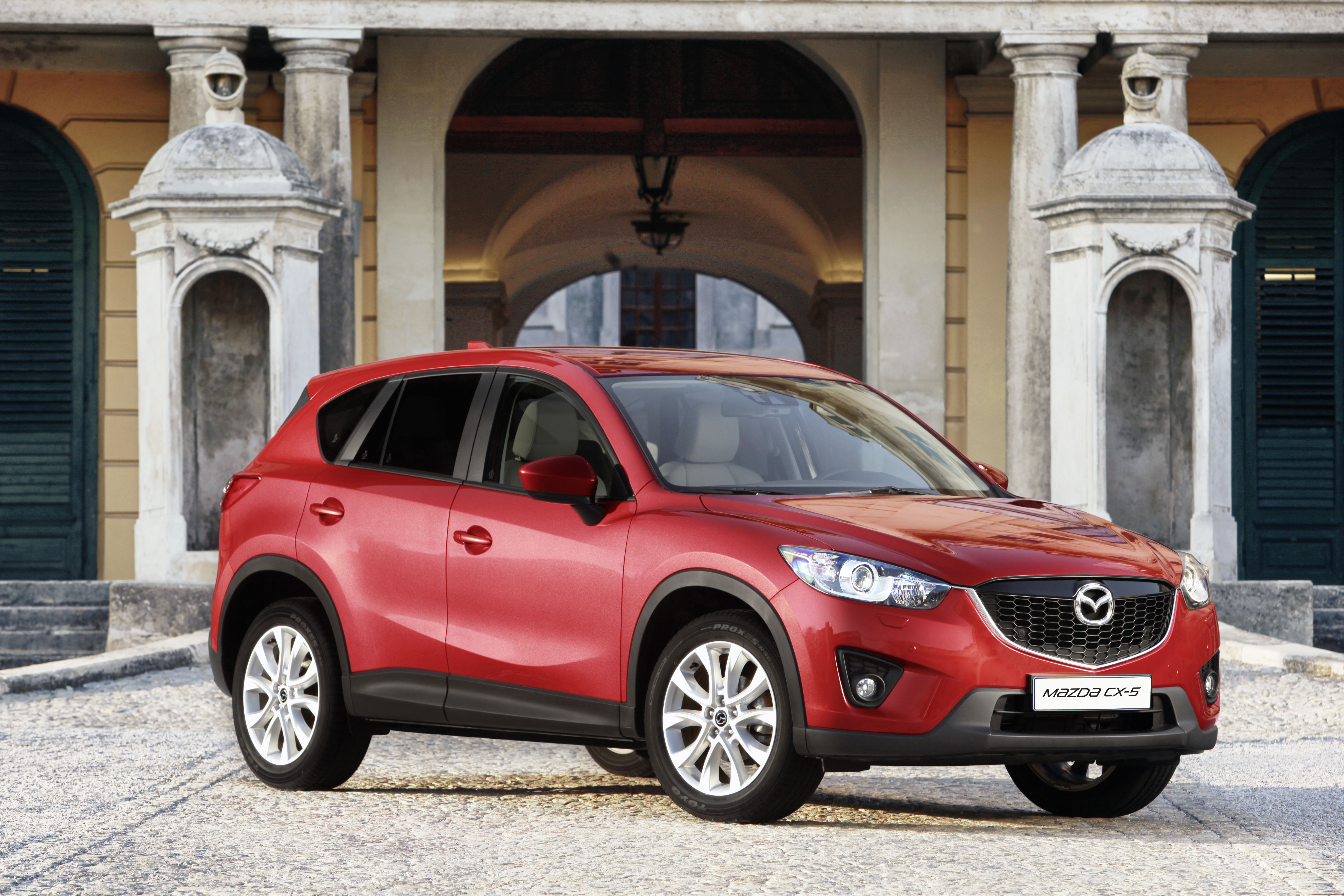 Оголошено ціни на дизельну Mazda CX-5 в Україні!