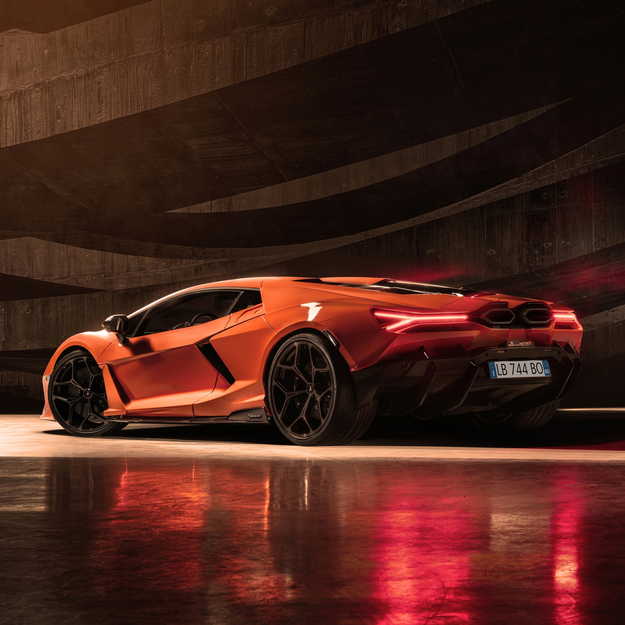 Lamborghini входить в нову еру