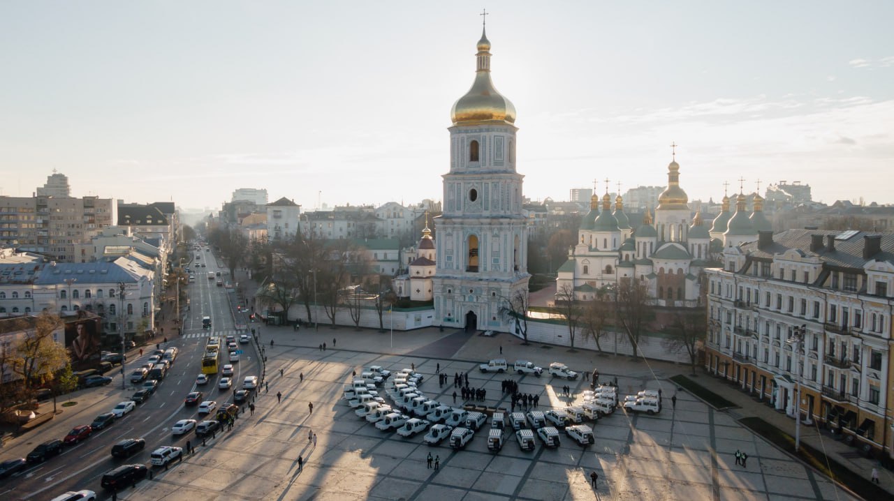 Піротехніки ДСНС отримали від Японії техніку для гуманітарного розмінування