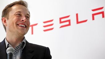 Tesla создаст автобусы с автопилотом