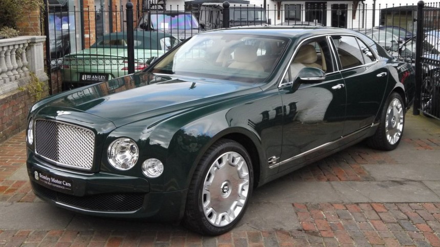 Bentley королевы Великобритании выставили на продажу